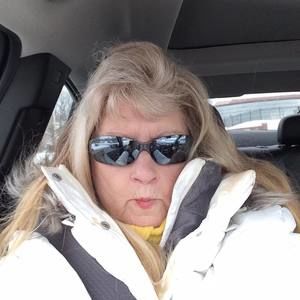 Meet your Posher, Debbie